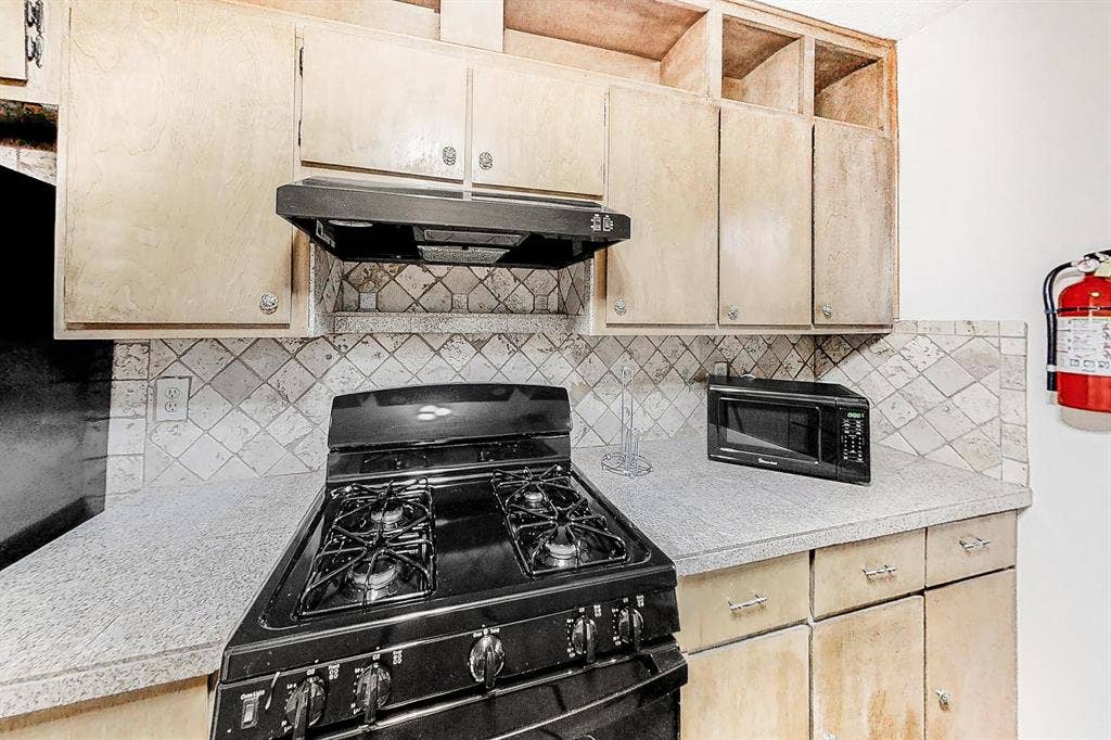 9 BR in Lithonia