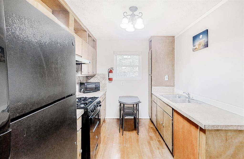 9 BR in Lithonia