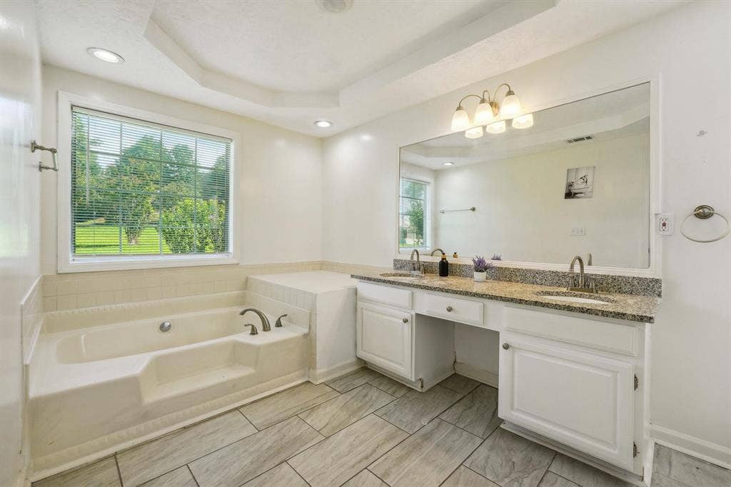 6 BR in College Park