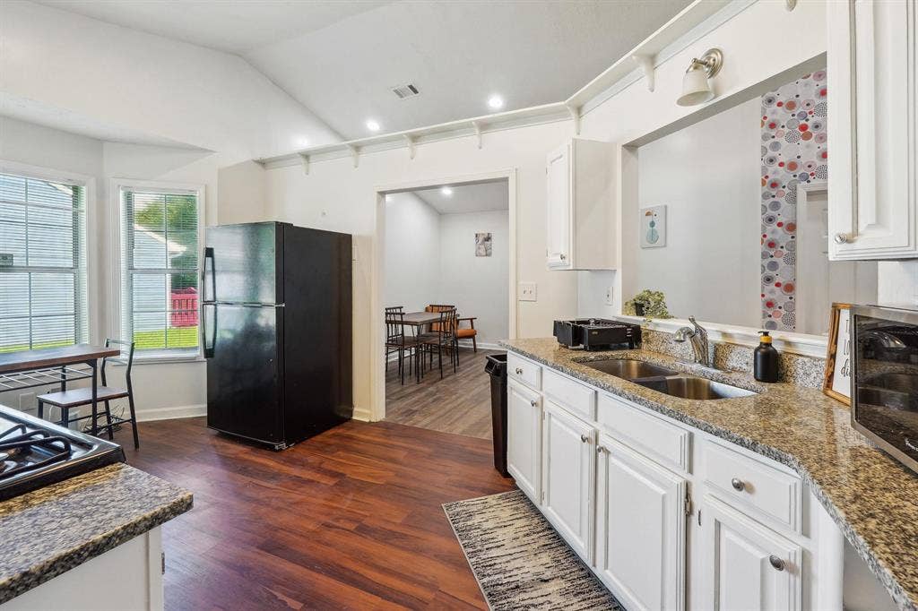 6 BR in College Park