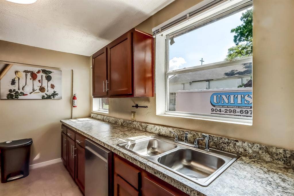 3 BR in Jacksonville