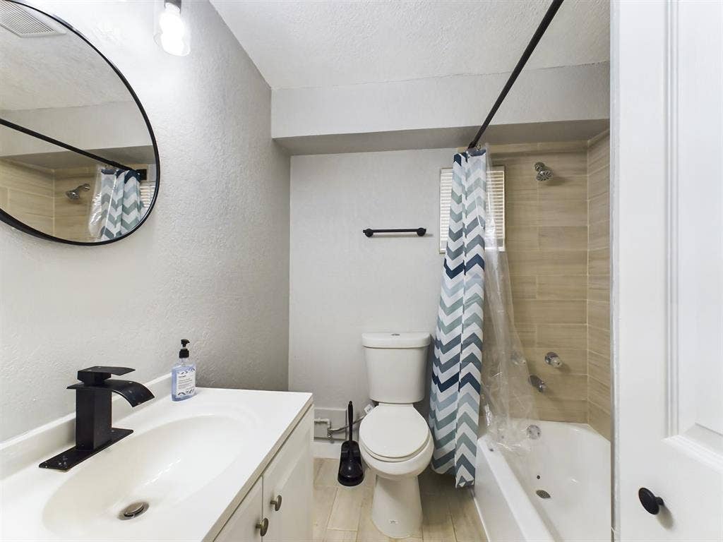 7 BR in Tampa