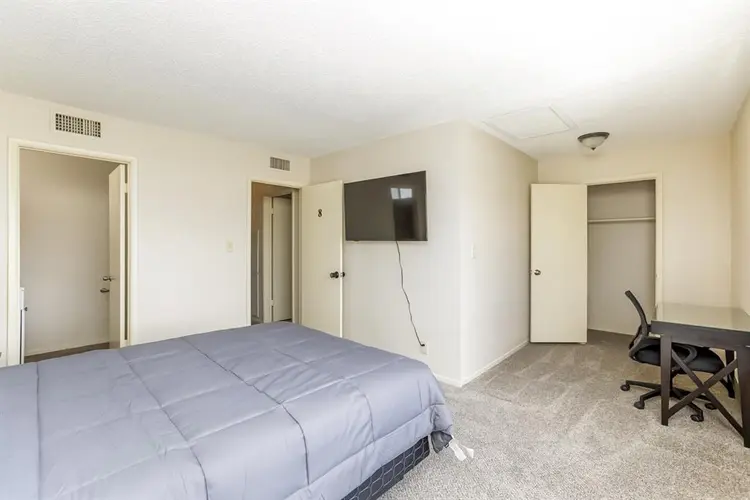 7 BR in Las Vegas