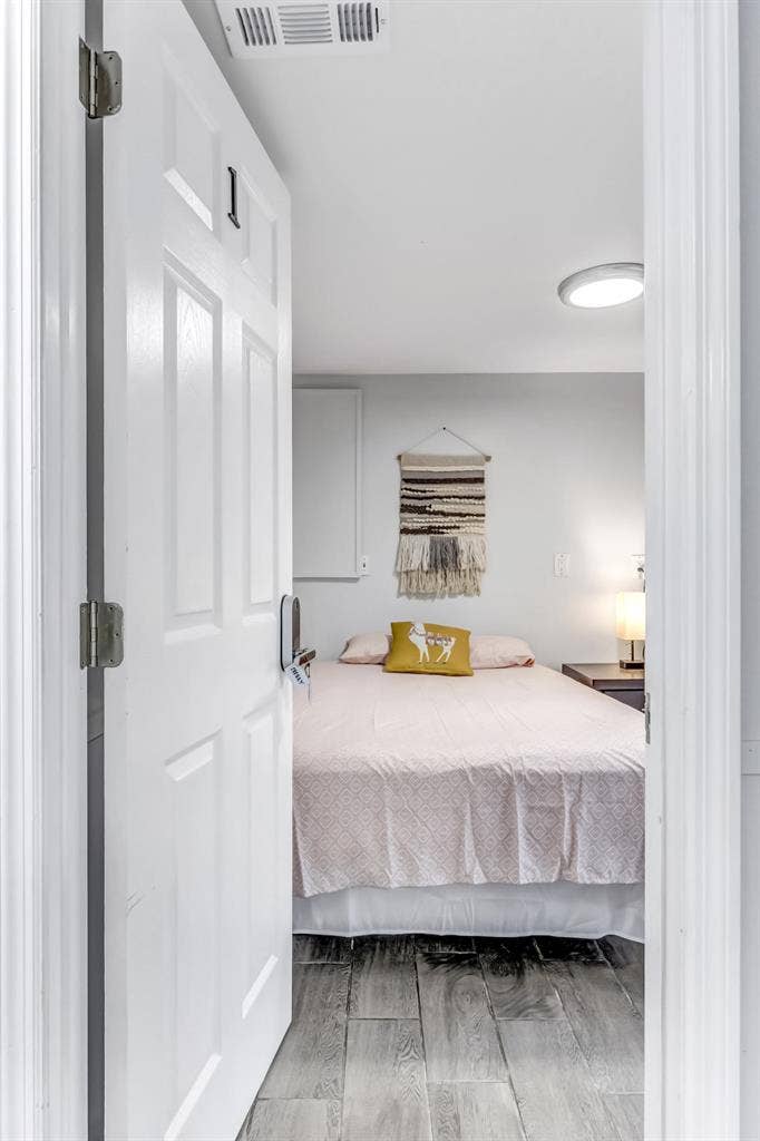 7 BR in Orange Park
