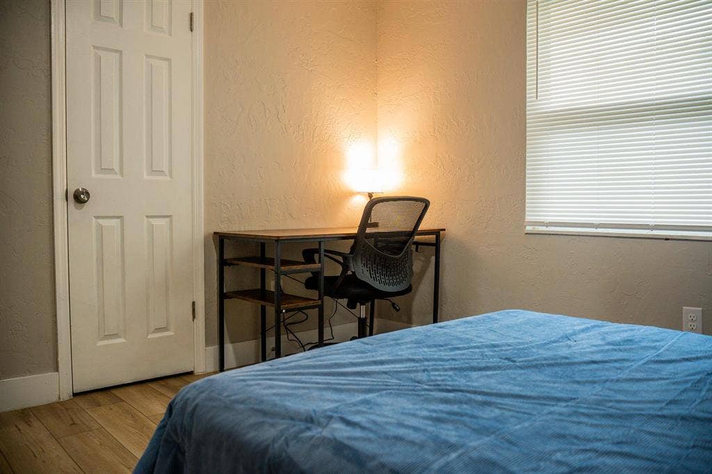 6 BR in Maitland
