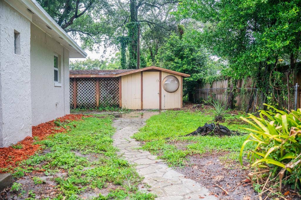 6 BR in Maitland