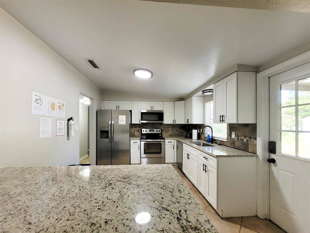 4 BR in Gainesville