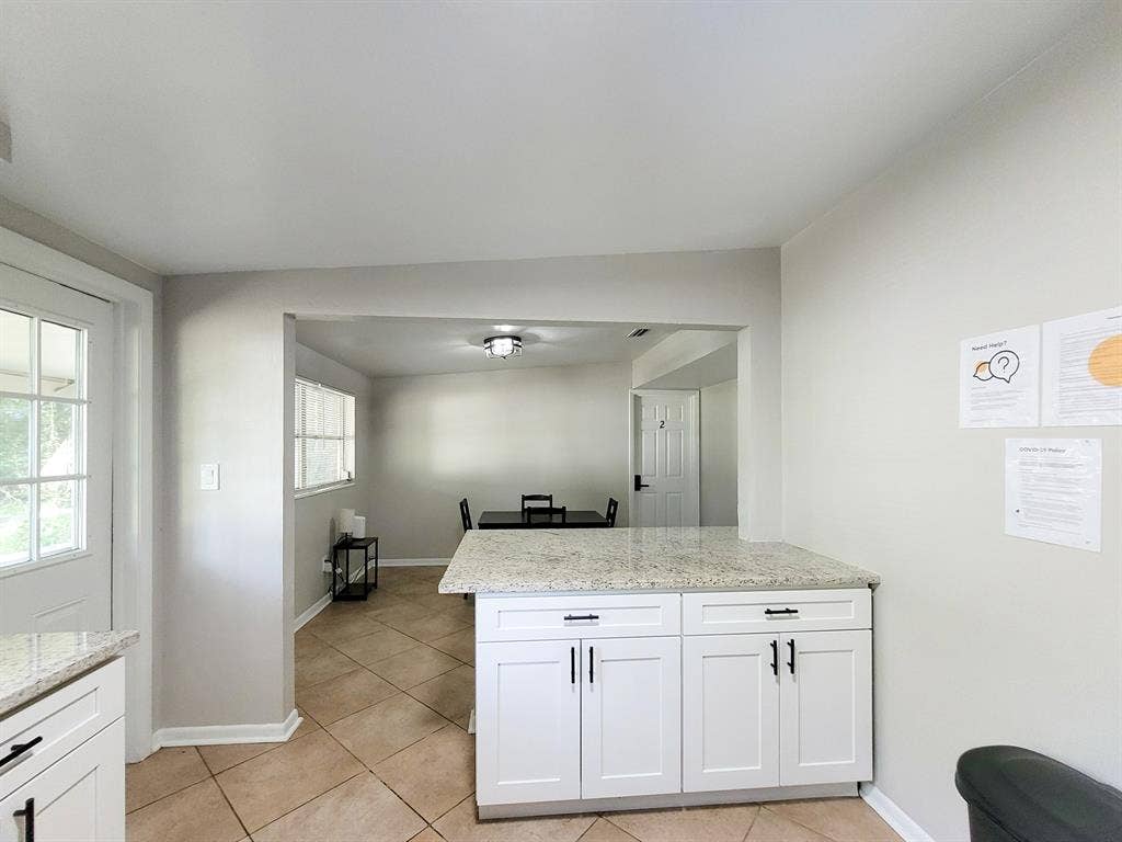 4 BR in Gainesville