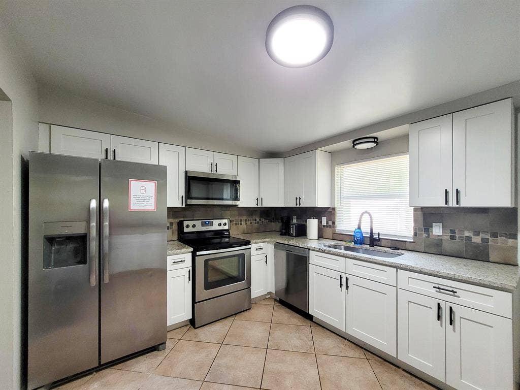 4 BR in Gainesville