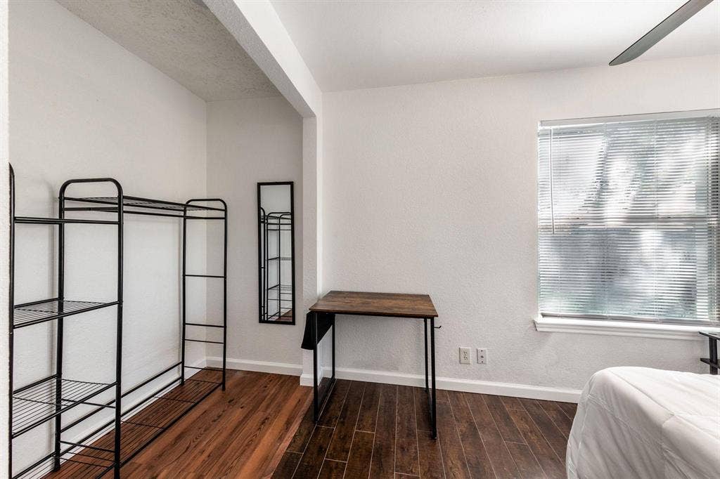 8 BR in Round Rock