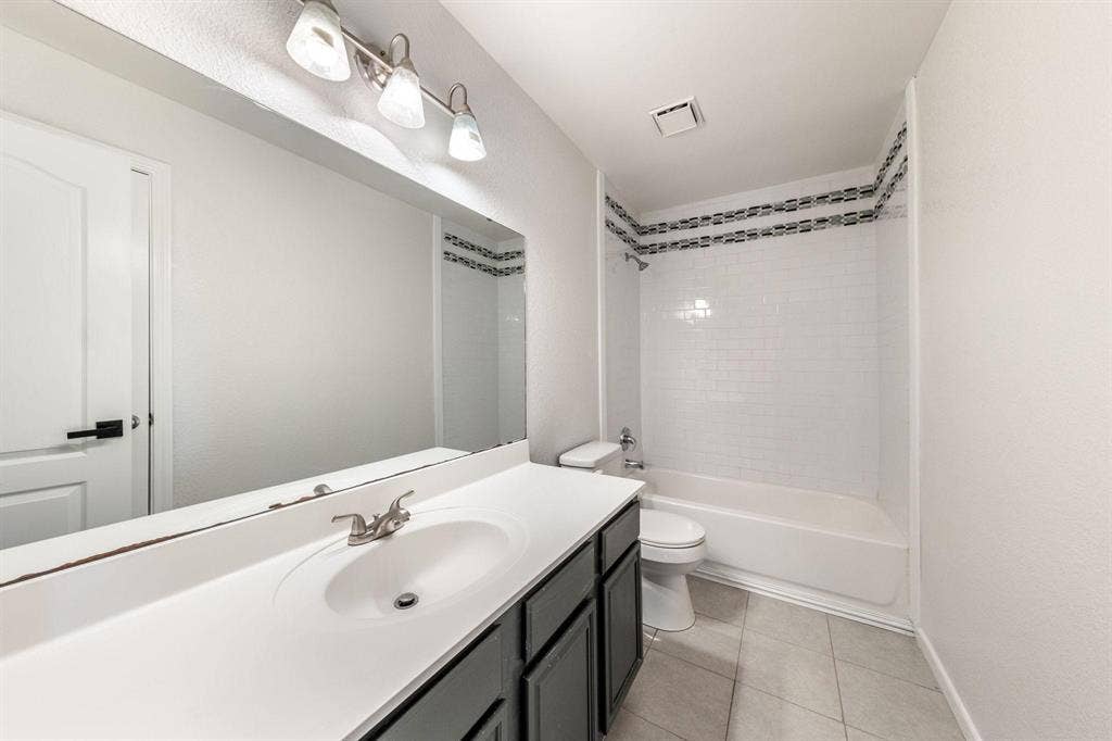 8 BR in Round Rock