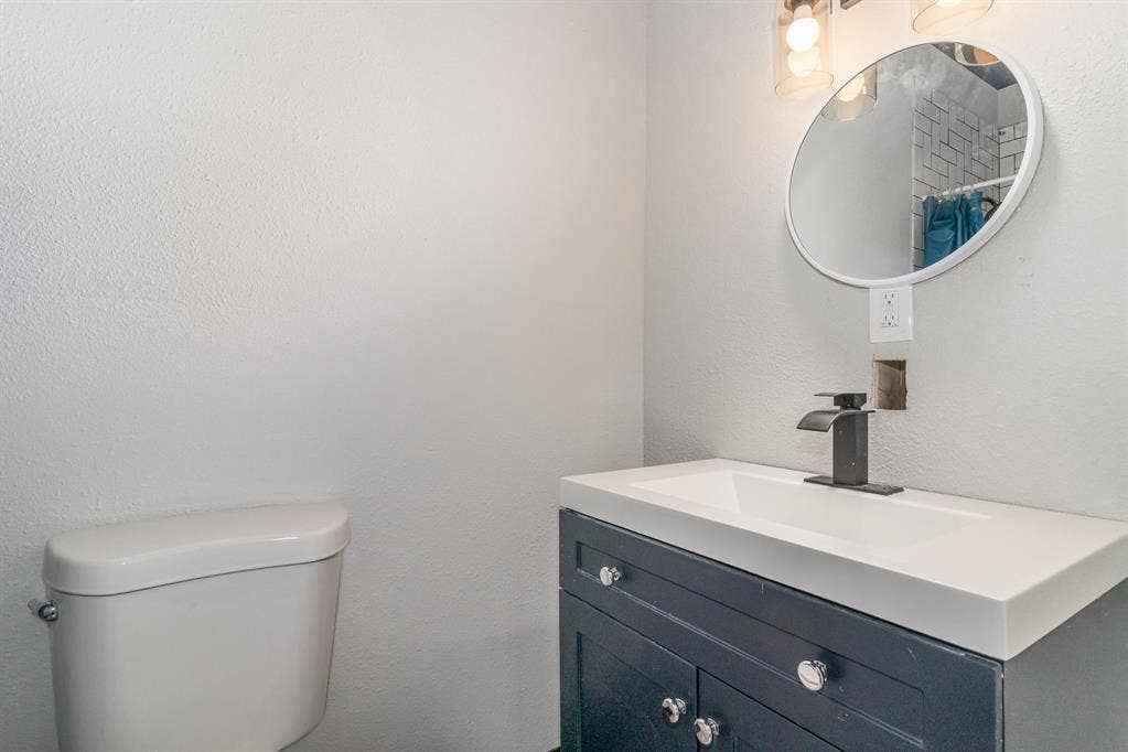 12 BR in Dallas