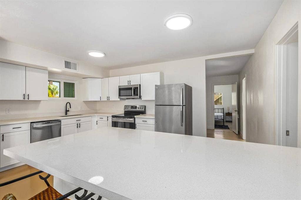 7 BR in Phoenix