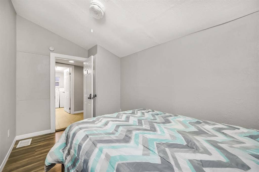 7 BR in Seminole