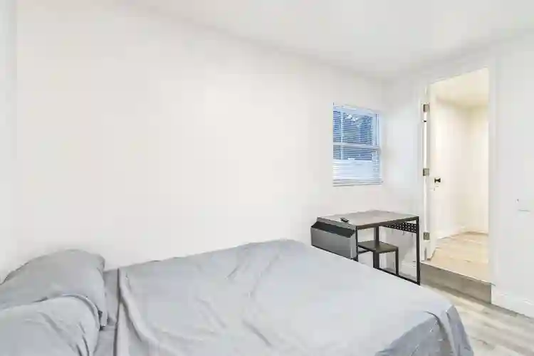 4 BR in St. Petersburg