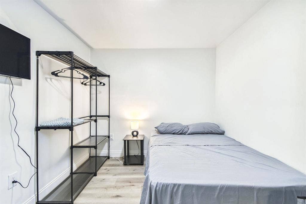 4 BR in St. Petersburg