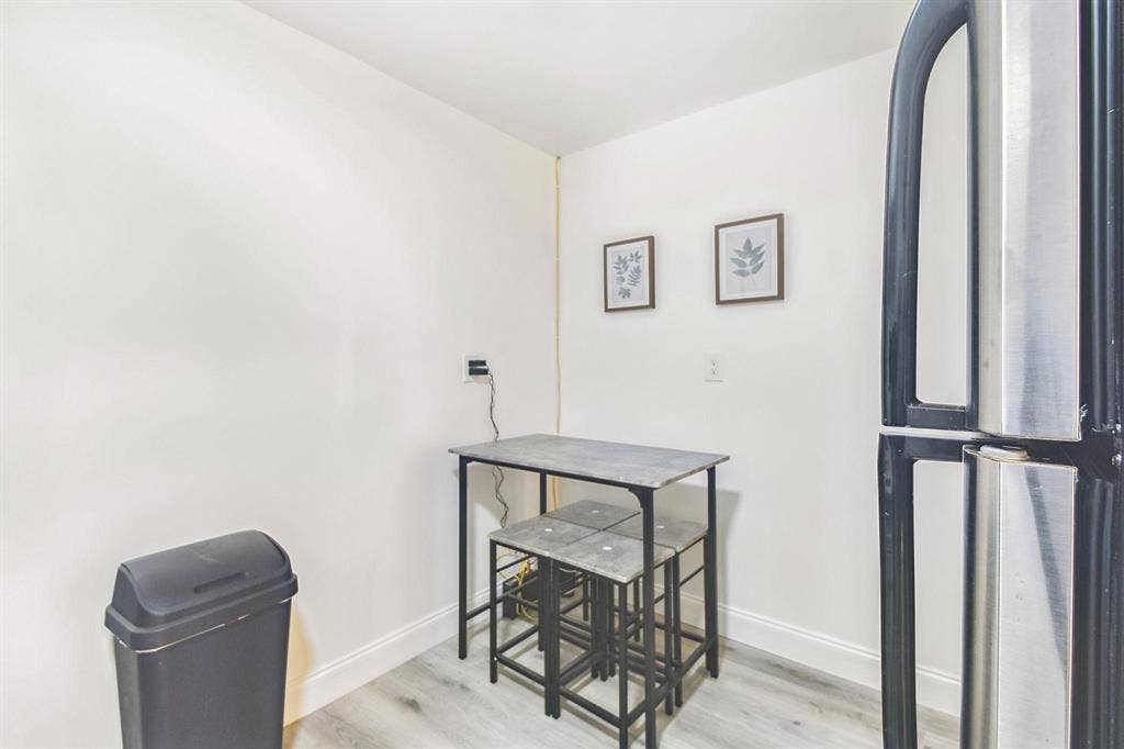 4 BR in St. Petersburg