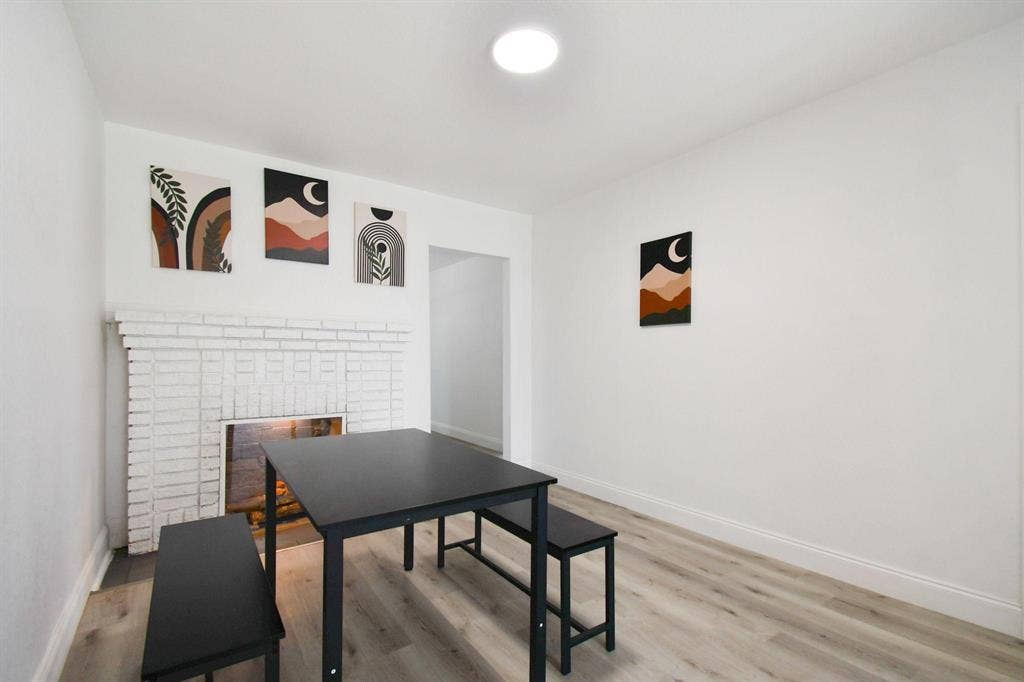 12 BR in St. Petersburg
