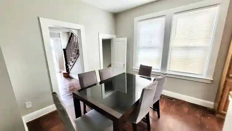 7 BR in Baltimore
