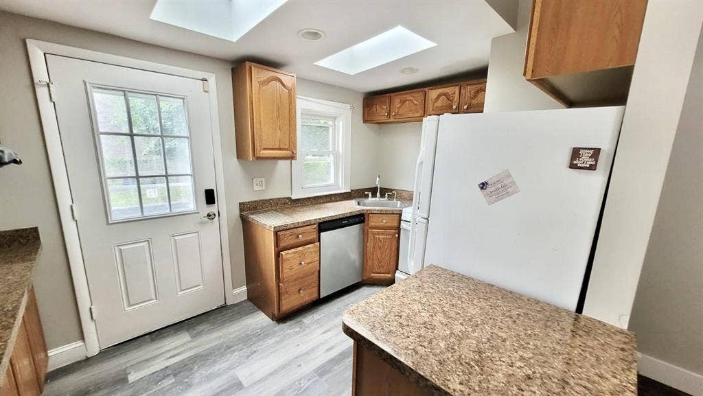 7 BR in Baltimore