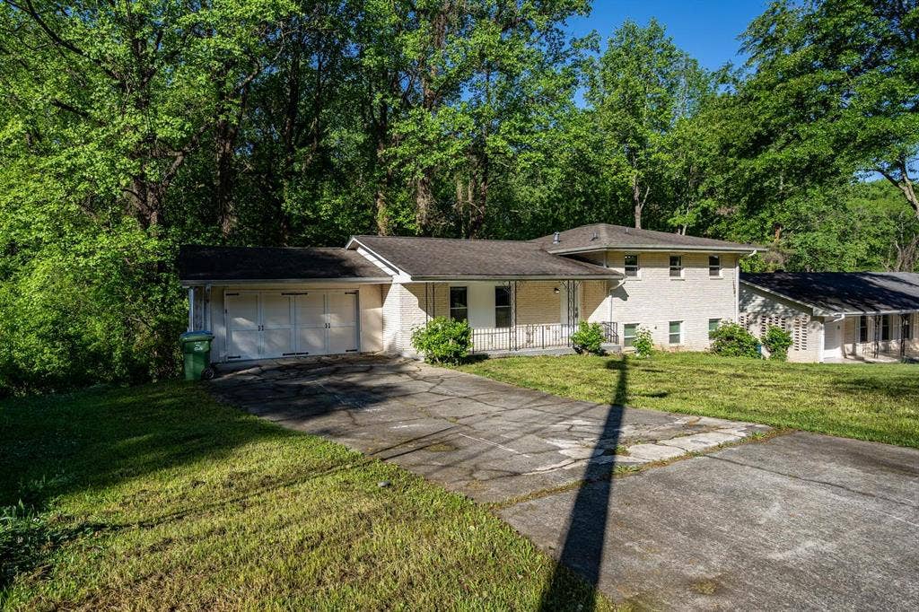10 BR in Atlanta