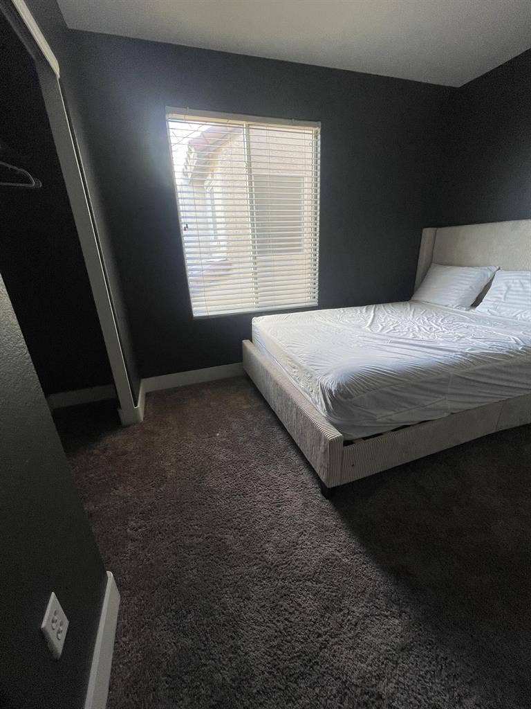 4 BR in Las Vegas