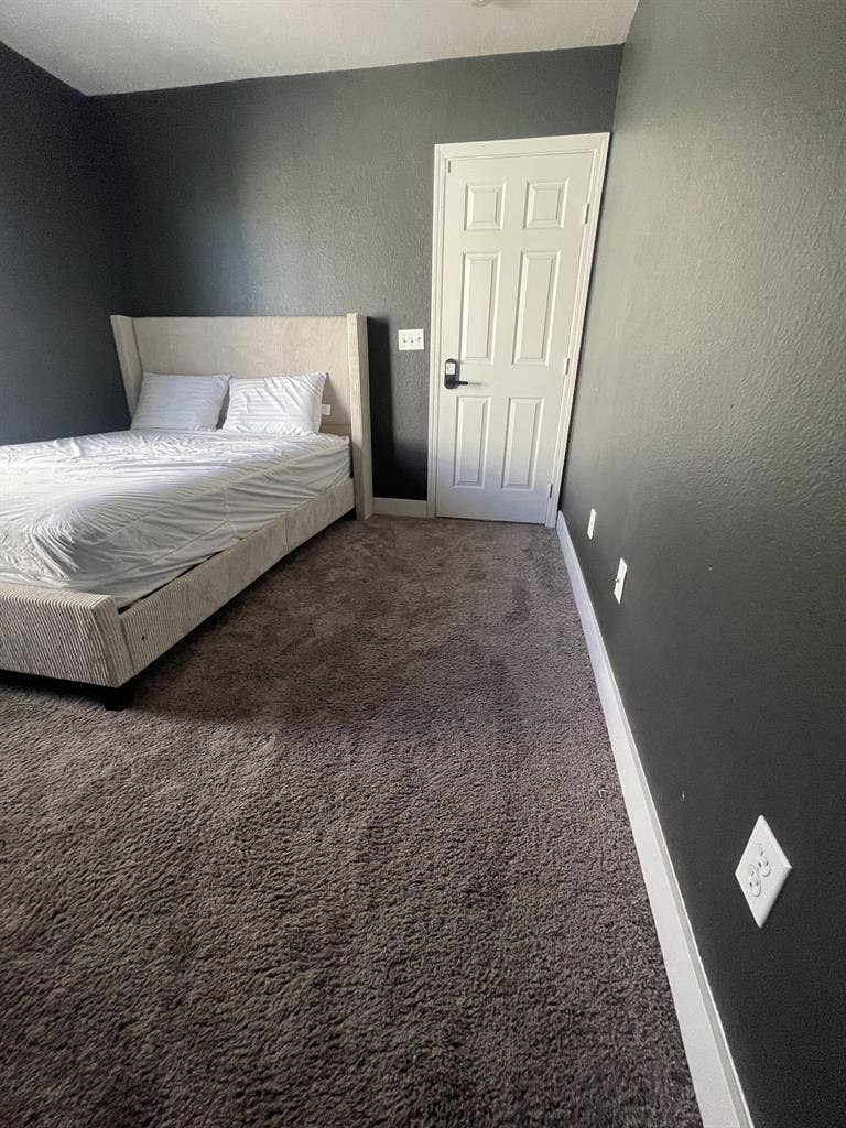4 BR in Las Vegas
