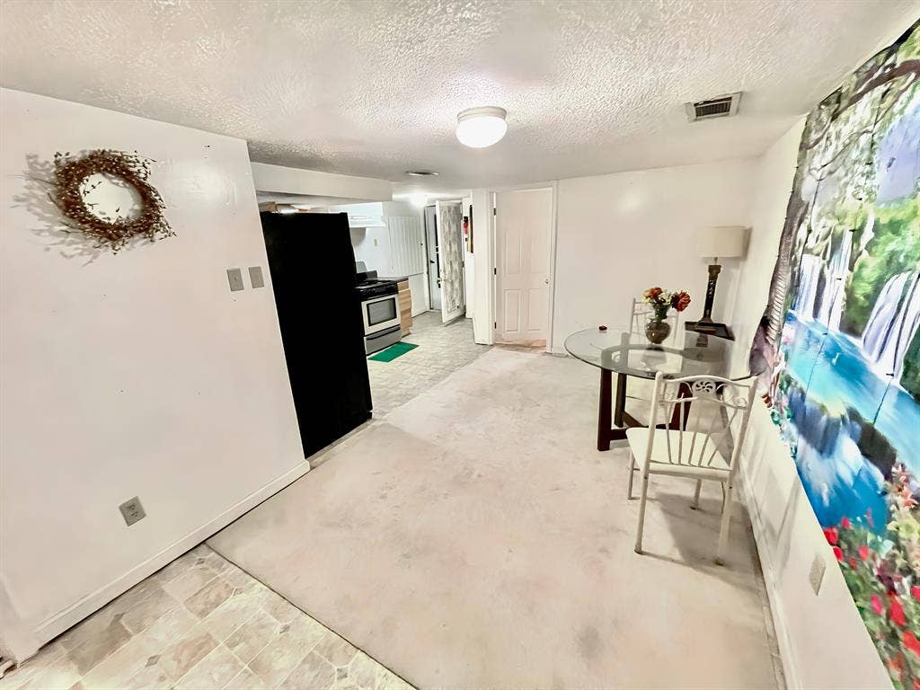 1 BR in Forest Park