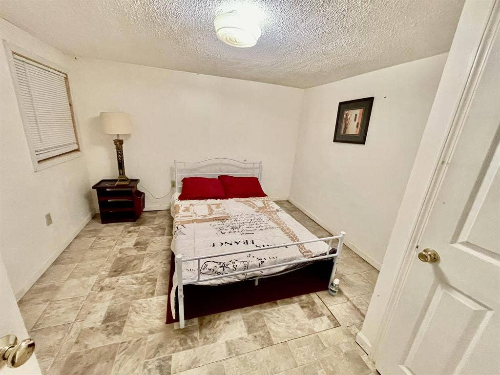 1 BR in Forest Park