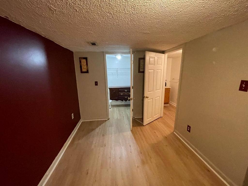 1 BR in Forest Park