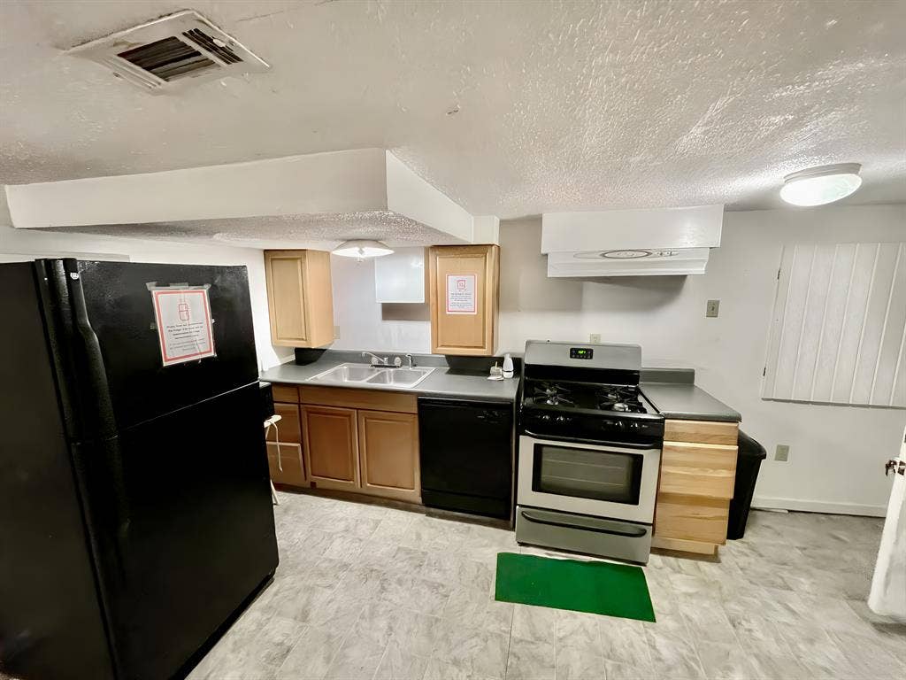 1 BR in Forest Park