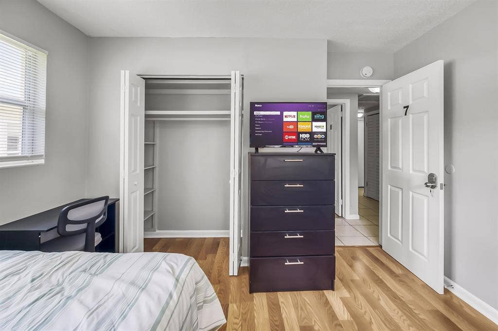 8 BR in Jacksonville