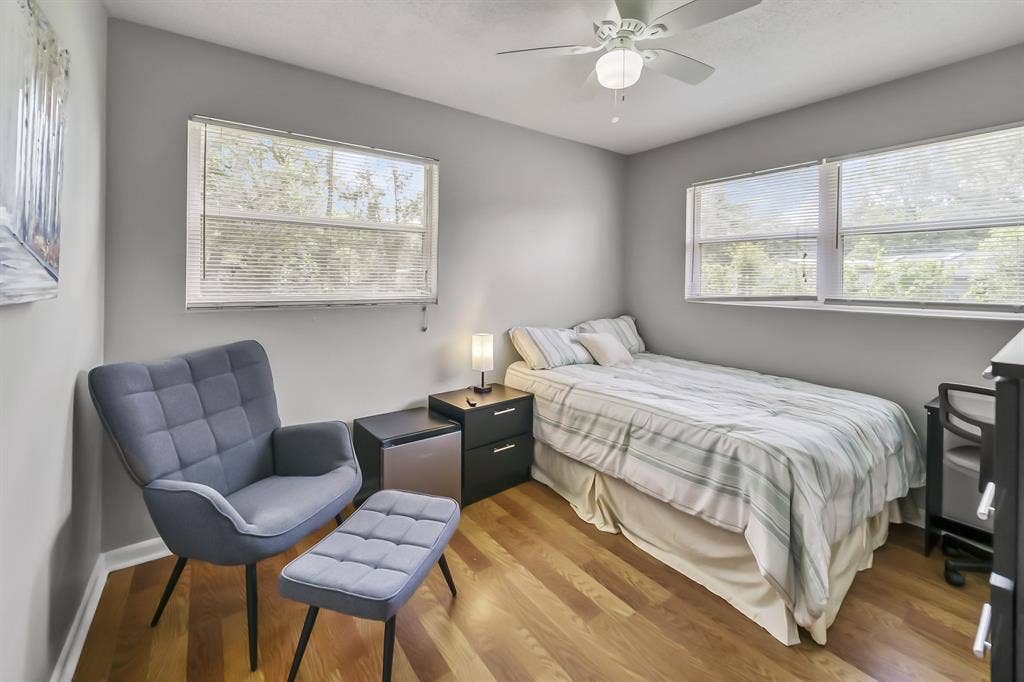 8 BR in Jacksonville
