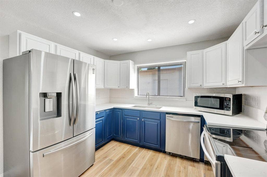 6 BR in Hollywood