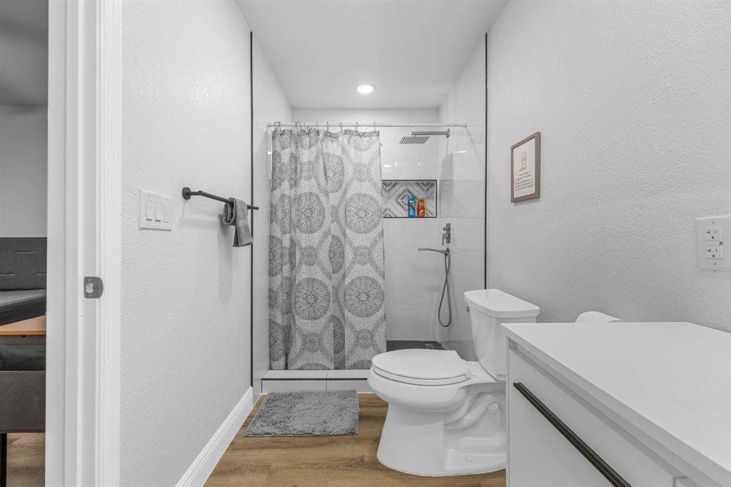 8 BR in Rockledge