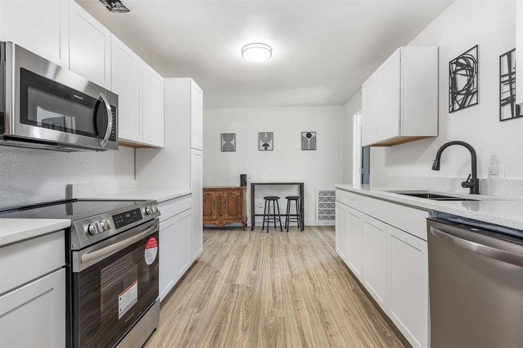 4 BR in Sarasota