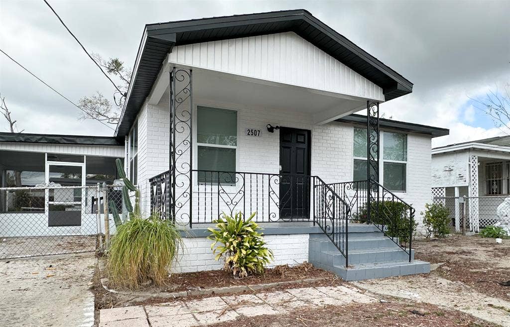 3 BR in Tampa