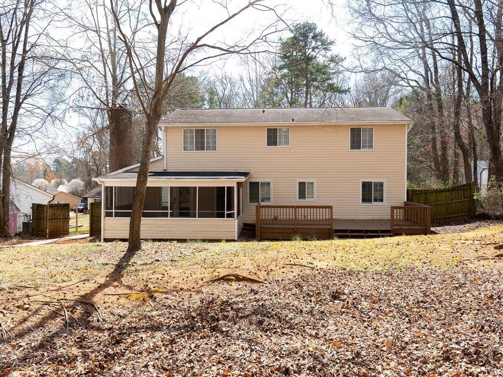 8 BR in Charlotte