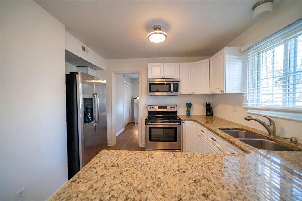 8 BR in Charlotte