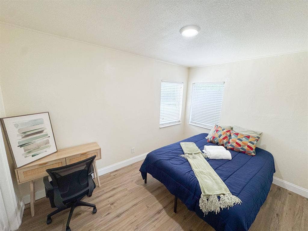2 BR in St. Petersburg