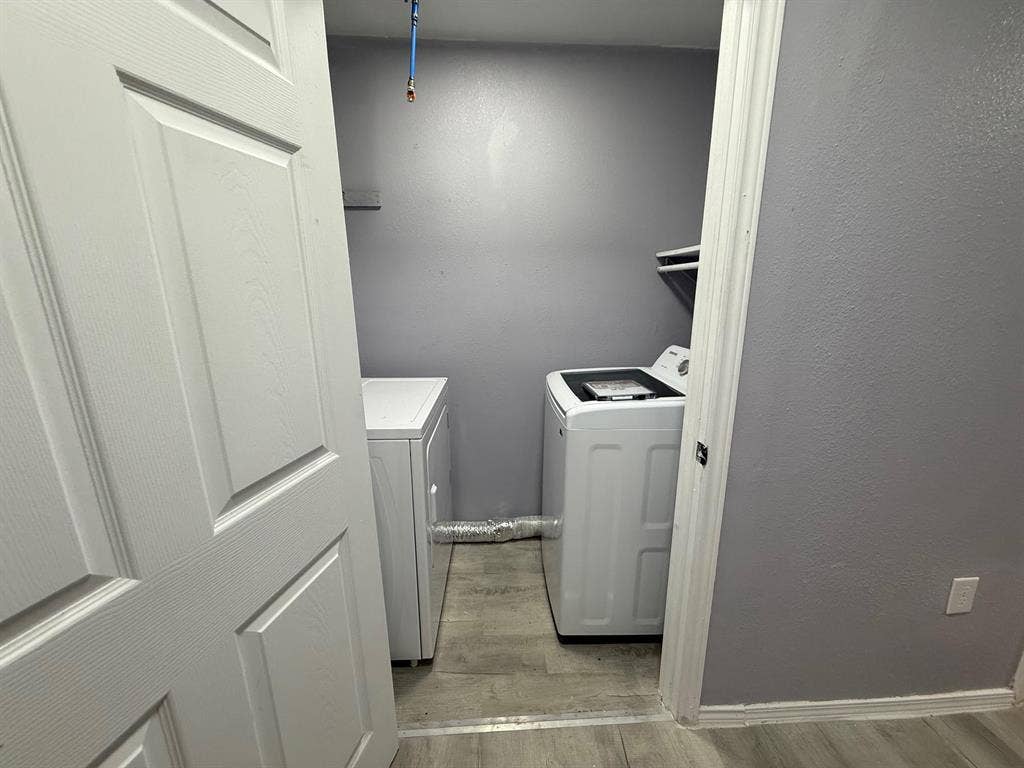 6 BR in Arlington
