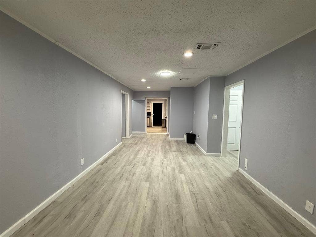 6 BR in Arlington