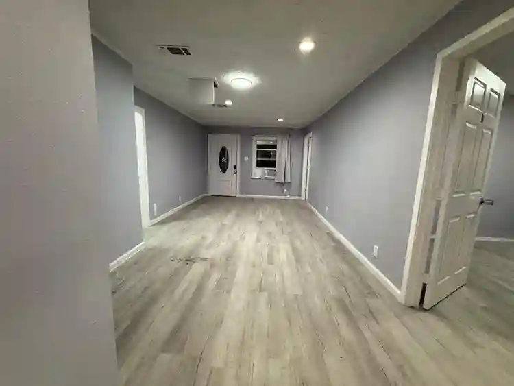 6 BR in Arlington