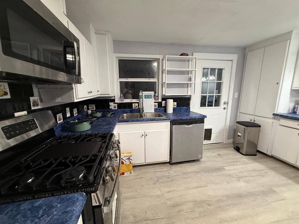 6 BR in Arlington