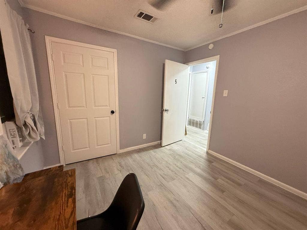 6 BR in Arlington