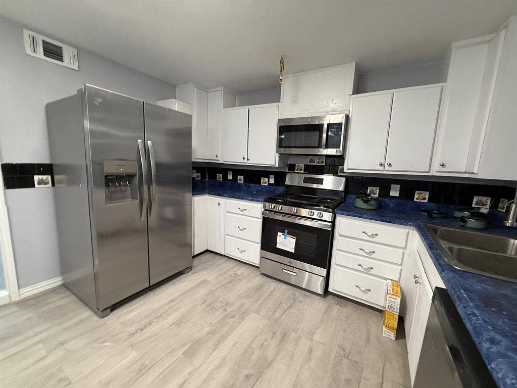 6 BR in Arlington