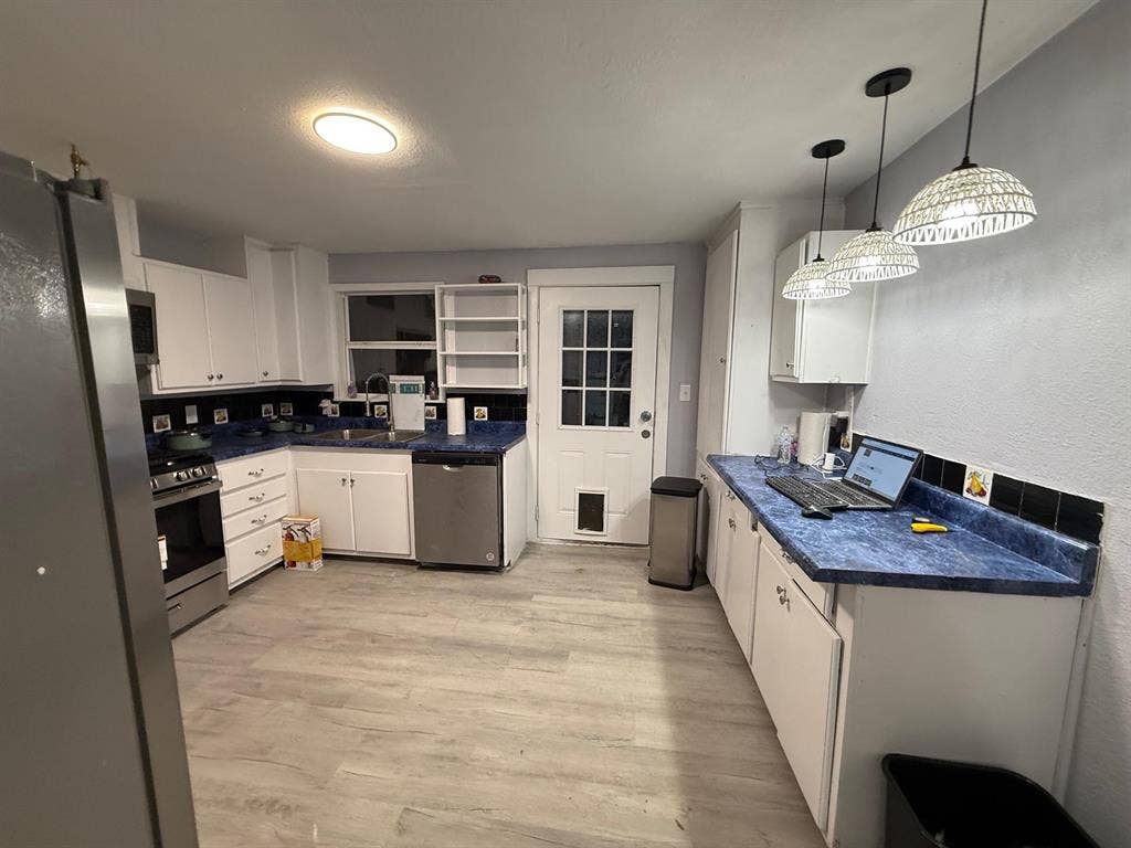 6 BR in Arlington