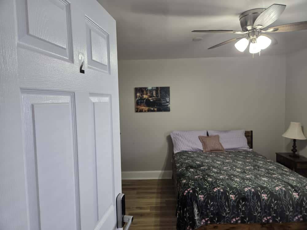 6 BR in Jacksonville