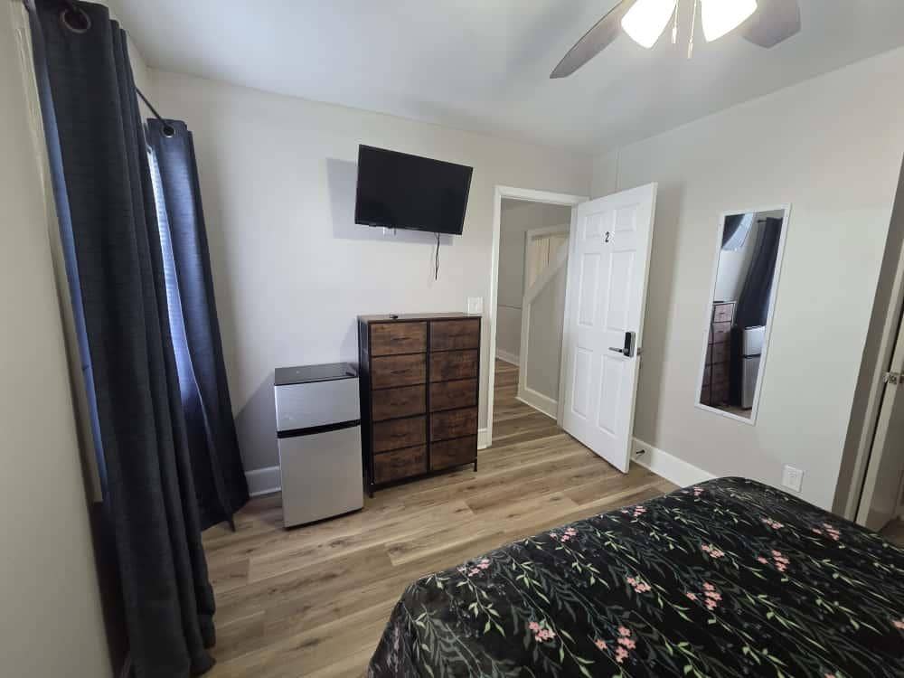 6 BR in Jacksonville