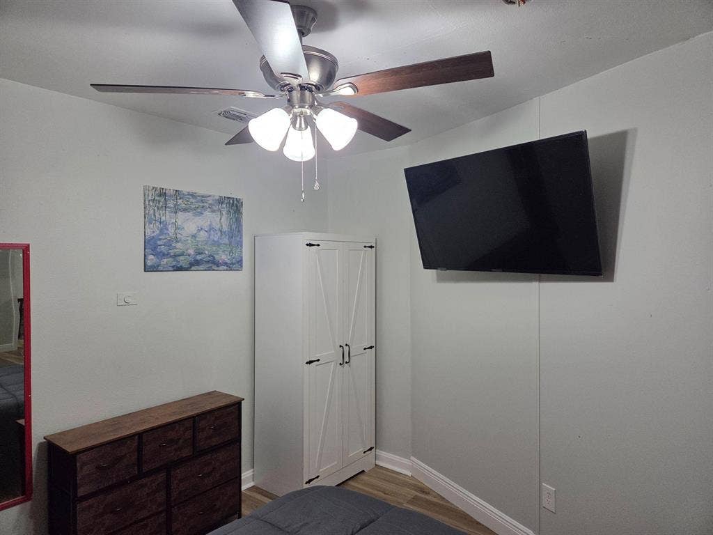 6 BR in Jacksonville